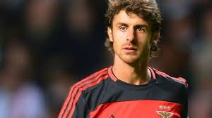 A technically gifted and creative attacking midfielder with a vast array of skills, aimar excelled as an advanced playmaker. David Luiz Pablo Aimar Was The Best Player I Ever Played With And Messi S Idol Marca In English