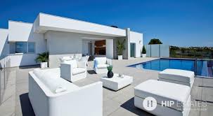Design Villa Met Prachtig Uitzicht Te Koop Costa Blanca Noord Spanje Hip Estates Tweede Verblijf In Spanje Huis Kopen Appartement Kopen