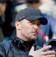 Brent Bell's Instagram, Twitter & Facebook