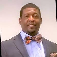 Elliot Chavis's Instagram, Twitter & Facebook