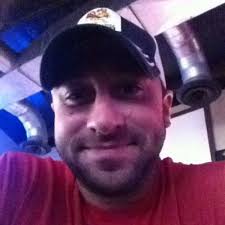 Mark Parmley (@KitchenLivin)