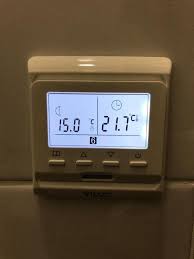 You can now use your carrier thermostat as normal. Gogol Mogol Apartments Bielorrusia Brest Booking Com