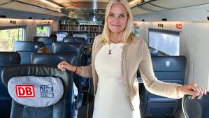 Bekijk meer ideeën over noorwegen, koninklijke jurken, koninklijke bruidsjurken. Mette Marit Aktuelle News Der Faz Zur Kronprinzessin