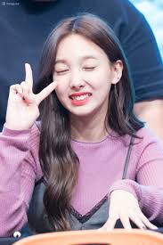 43 following · 97.5k followers · tweets. Nayeon Pics On Twitter Fantaken 170610 Twice At Mini Album Lt Signal Gt Fansign Event In Yeongdeungpo Twice Nayeon ë‚˜ì—° íŠ¸ì™€ì´ìŠ¤ Cr Bongjuice Https T Co Nu3vcnmity Twitter
