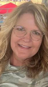 Barbara Folmer's Instagram, Twitter & Facebook