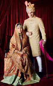 7 Libra Bride Bollywood Inspiration Kareena Kapoor Khan Bollywood Bridal Kareena Kapoor Wedding Bollywood Wedding