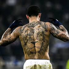 Zlatan ibrahimovic with tattoo design. Zlatan Ibrahimovic Lion Tattoo Foto Images
