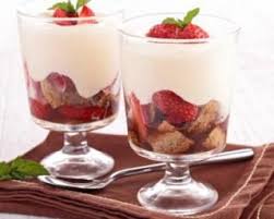 Recette De Tiramisu Leger Aux Fraises Et Speculoos Recette Tiramisu Leger Recette Tiramisu Recette