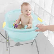 Schadstoffrei und speichelechte farbe in grün ohne scharfe ecken oder kanten wo sich das. Gestell Fur Die Baby Badewanne Bergtiere Badabulle Babymoov De