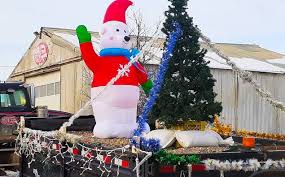 Floats attract the crowd's attention and are a vital component in many christmas. Parade Float To Lift Christmas Spirits Alaska Highway News