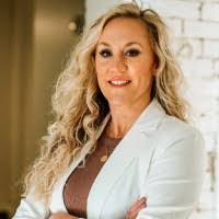 Renee Sayers's Instagram, Twitter & Facebook