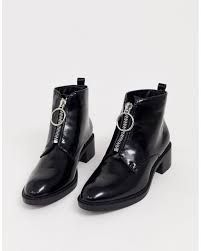 Je dois dire que j'ai été un peu hésitante à commander sur ce site. Bottines Zippees Sur Le Devant Cuir Glamorous En Coloris Noir Lyst