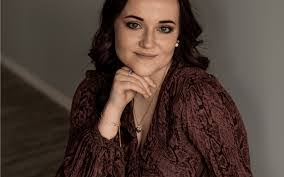 Sarah Skipwith's Instagram, Twitter & Facebook