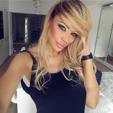 Bianca drăguşanu nu se sfieşte să îşi arate adevărata faţă ori de câte ori doreşte. Facebook