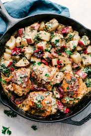 Creamy Tuscan Chicken And Potatoes Just Say Yum Tuscan Chicken Skillet Is Easy To Put Together But Ta Chicken Recipes Tuscan Chicken Chicken Skillet Recipes