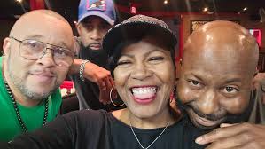 I was still in Dallas Yesterday, so I went out to Tuns & Chuckles at  Thibodeaux's to support my fellow colleagues in Gospel. Comedian BIG HUSKY  and Rapper Norris Johnson and they
