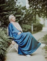 Sejak berita mengenai ude wahid telah memfailkan perceraian dengan isteri pertamanya intan liana saleh setelah beberapa bulan memperisterikan izreen azminda. Tak Pernah Tengok Anak Anak Menang1s Seperti Itu Rita Rudaini Berita Kopak Media