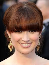 From long waves to short bobs, check out the best haircuts for this versatile face shape. The Best And Worst Bangs For Oval Faces The Skincare Edit