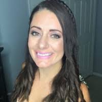 Desiree Barton's Instagram, Twitter & Facebook