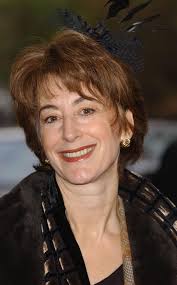 Maureen Dame's Instagram, Twitter & Facebook