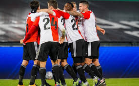Ajax — liverpool champions league trekt 2,4 miljoen kijkers. Waar Kan Je De Klassieker Ajax Feyenoord Live Volgen Totaal Tv