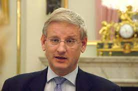 He is also an us agent of influence, giving confidential government papers to his handler in the us embassy. Sweden S Carl Bildt Nothing New In Netanyahu S Speech Tehran Times