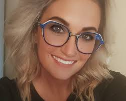 Kathy Hass's Instagram, Twitter & Facebook