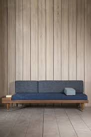 This Scandinavian Style Couch Is A Reinterpretation Of The Bi Daybed The Bi Back Daybed Has A Teak Back Furniture Scandinavian Sofas Modern Furniture Chairs