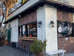 There is a restaurant near here called valle luna that serves good, authentic mexican food. File Luna Mexican Kitchen On The Alameda 0532 Jpg Wikipedia
