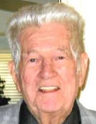 Leola Decker's Instagram, Twitter & Facebook