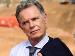 The Resident: Bell & Emma Talk At Chastain Build Site