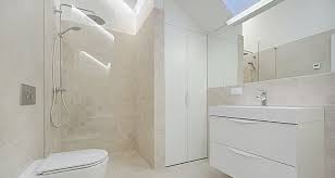 Ideal standard, ceramica dolomite, pozzi ginori e idrobric e per tutte le tasche. Guadagnare Spazio In Bagno Grazie Alla Sostituzione Della Vasca Con Doccia