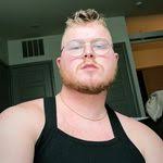 Aaron Neider's Instagram, Twitter & Facebook