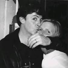 Paul and Paula . Just love this. My husband was Paul and my daughter is  Paula. For me that is their song.Thanks Roger.