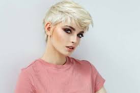 Eine umschulung zur friseurin zum friseur beziehungsweise zur friseurin ist vor allem für menschen geeignet, die sich leidenschaftlich den themen pflege und schönheit widmen und diese passion nun zum beruf machen wollen. Mobiler Friseur Im Bezirk Vocklabruck Bettina Nagel