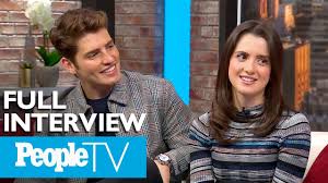A Cinderella Story Christmas Wish Stars Laura Marano Gregg Sulkin Tease Their Kiss Peopletv Youtube