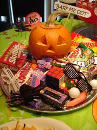 Hello guys and ghouuuulllsss 👻 welcome to connie's basement! Eighties Halloween Party Ideas Photo 4 Of 6 Halloween 80s Halloween Party Horror Party