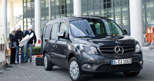Mercedes Benz Citan Kangoo With A Three Pointed Star Mercedes Benz Vans Mercedes Mercedes Benz Trucks