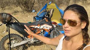 Some light work. No torque, no problem, boxer 150 😛😛😍 hitting yall with  a proper video soon. I got my kids believing you can ride up the roof