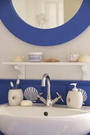 By admin posted on june 6, 2021. 33 Modern Bathroom Design And Decorating Ideas Incorporating Sea Shell Art And Crafts