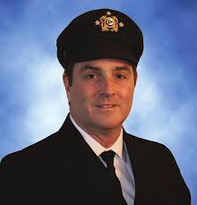 From the Commodore As I take the helm for 2019, I can't help but be  thankful for the other volunteers