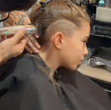 12 anos na melhor companhia!!! ❤️🎉🎂 viva Antônio!!! A vida é bem mais  feliz com vc por perto!!! 🥰❤️