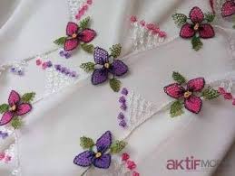 Sofra Bezi Kenari Ornekleri Masa Ortusu Kenar Motif Ornekleri Boncuklu Desenler Tig Isleri Oya