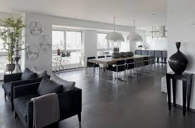 Modern Grau Apartment Junge Familie Wohzimmer Sofas Fliesen Wohnzimmer Wohnung Einrichten Wohnzimmer Grau