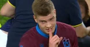 Emre belözoğlu'nden cüneyt çakır'a sert tepki: Sus Akimi Fotomac