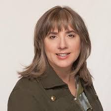 Lorraine Duncan's Instagram, Twitter & Facebook