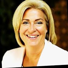 Today I hand the baton of digital leadership at Southern Cross Healthcare  to Mark Phillips. The four years at the helm of Digital Services have been  a kaleidoscope of experiences. I am