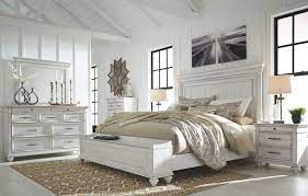 Check spelling or type a new query. Kanwyn Queen Panel Bed With Storage Bench B777b6 54s 57 96 Complete Bed Sets Price Busters Furniture