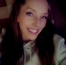 My name is Amber Orwig and this is my 16 month Thrive Experience If someone  would have told me to try Thrive a year ago, I'd call them crazy and laugh.  I