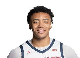 Adam Comer's Instagram, Twitter & Facebook